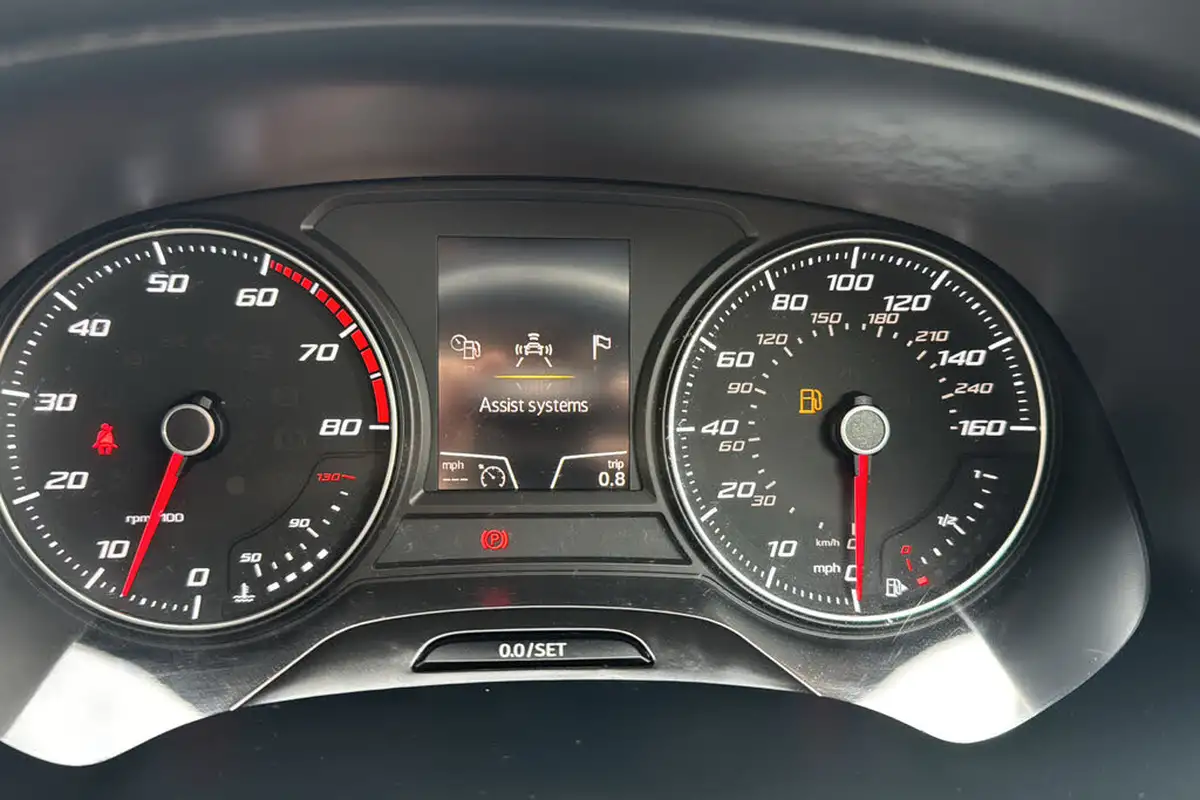 2017-seat-leon-12-tsi-se-dynamic-technology-hatchback-big-41