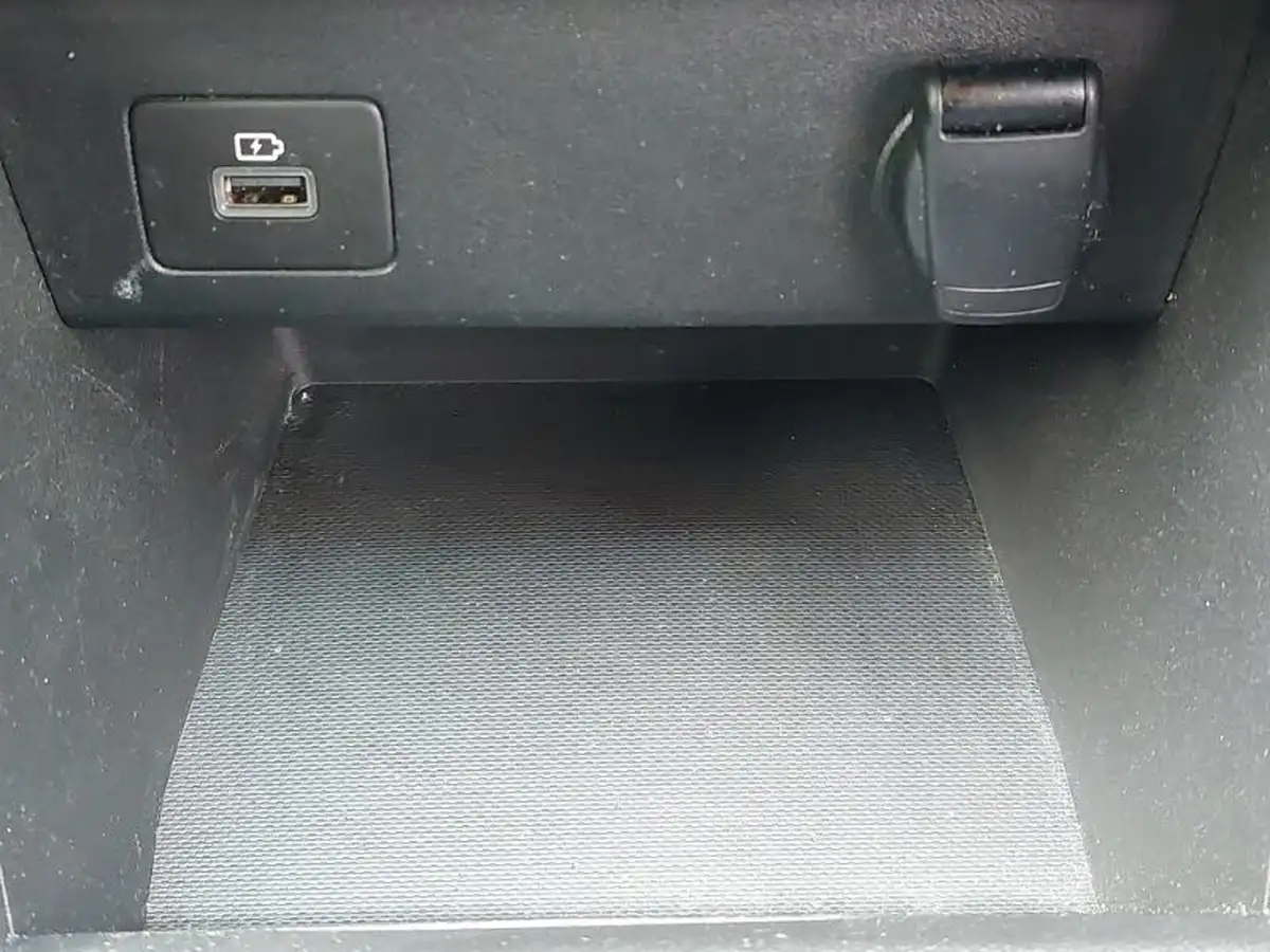 2022-dacia-sandero-10-tce-comfort-90bhp-big-12