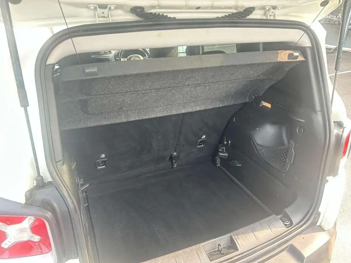 2016-jeep-renegade-16-multijet-ii-limited-ss-big-8