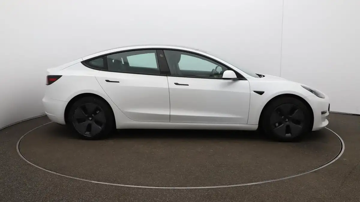 2021-tesla-model-3-e-long-range-4x4-big-49