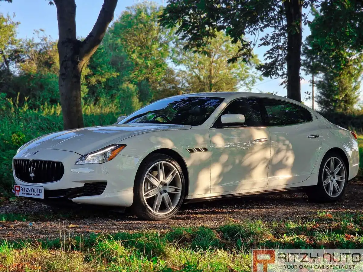 2016-maserati-quattroporte-30td-big-32