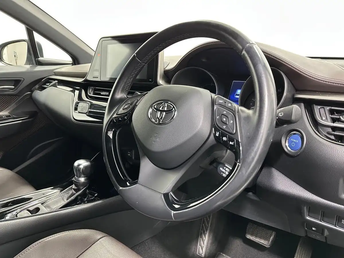 2017-toyota-c-hr-18-vvt-i-excel-big-9