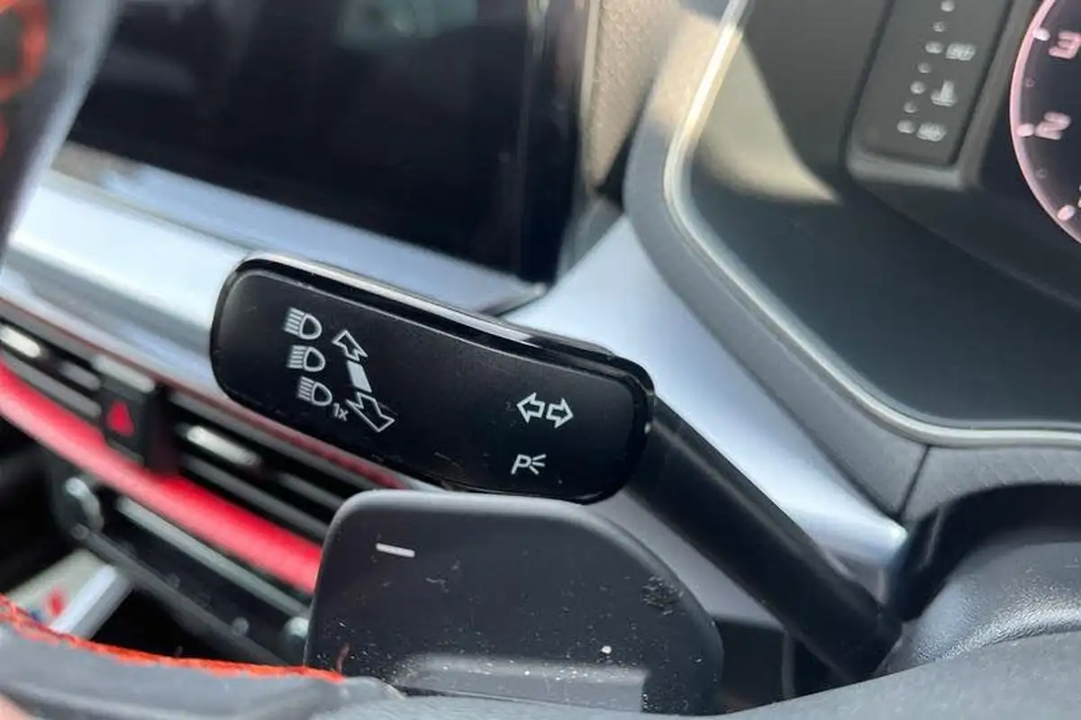 2022-seat-arona-10-tsi-fr-sport-dsg-big-13