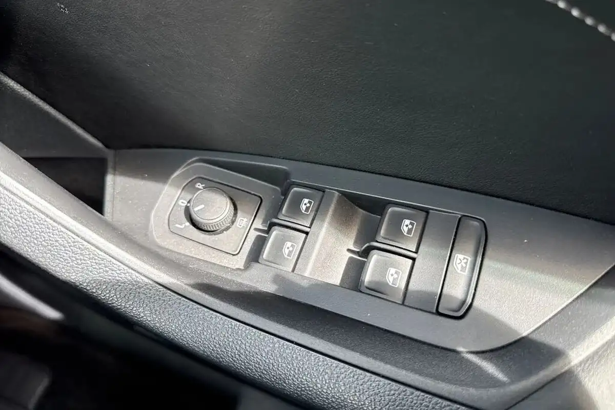 2022-skoda-kodiaq-15-tsi-se-5-dsg-big-43