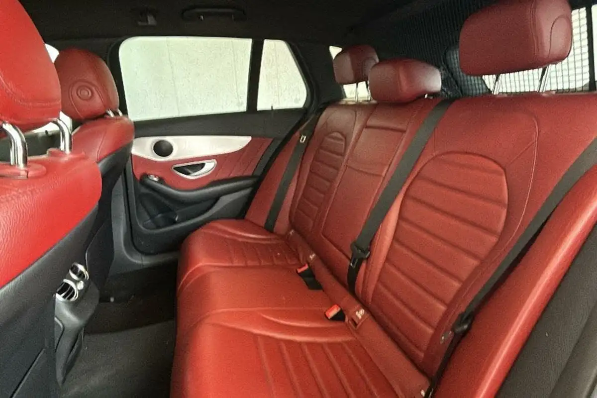 2015-mercedes-benz-c-class-21cdi-c220-amg-line-ss-estate-5d-big-13