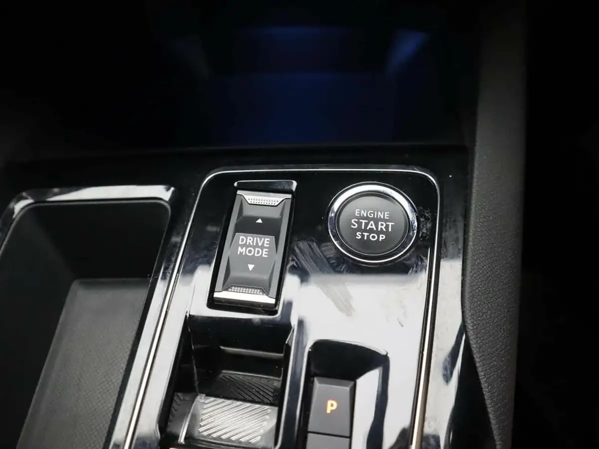 2023-peugeot-5008-suv-15-bluehdi-gt-130ps-eat8-big-19