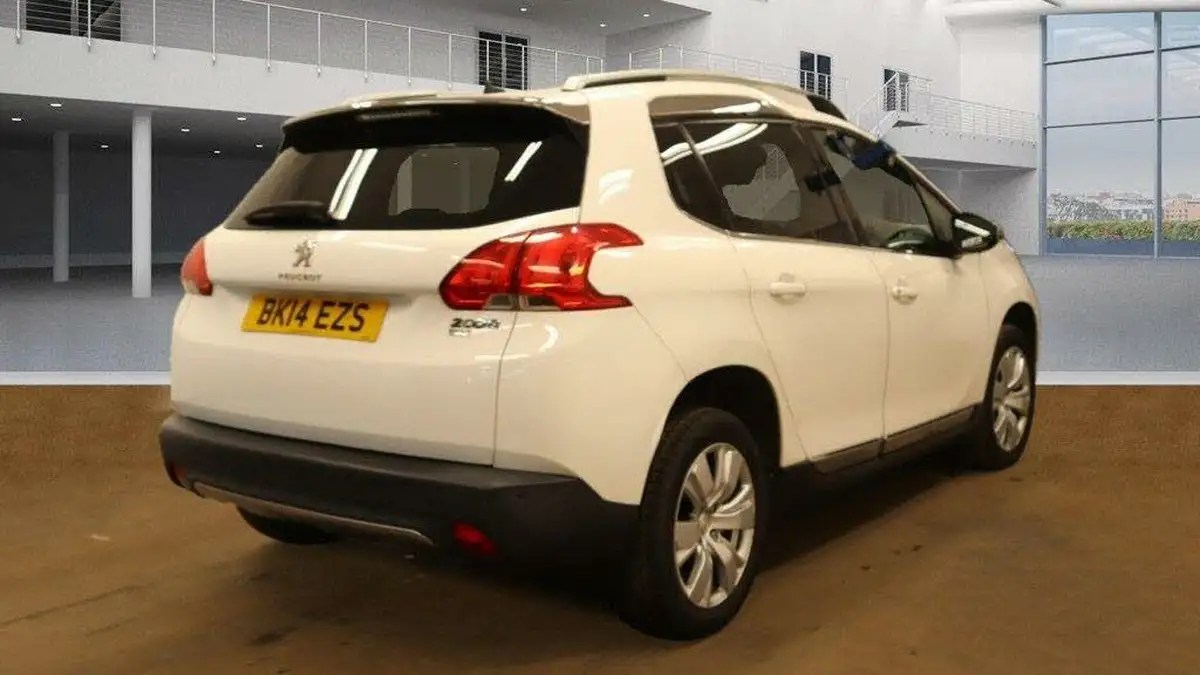 2014-peugeot-2008-crossover-16e-hdi-allure-92bhp-egc-big-6