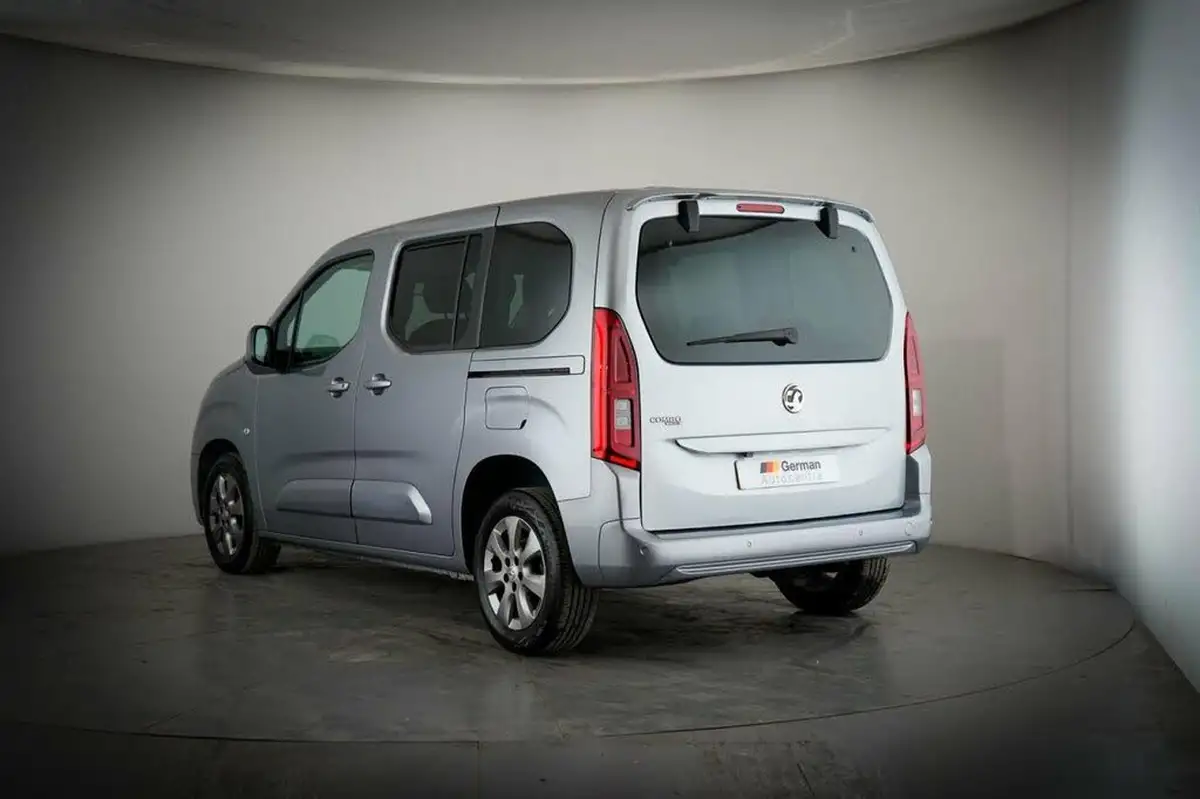 2021-vauxhall-combo-life-15-se-100ps-big-16