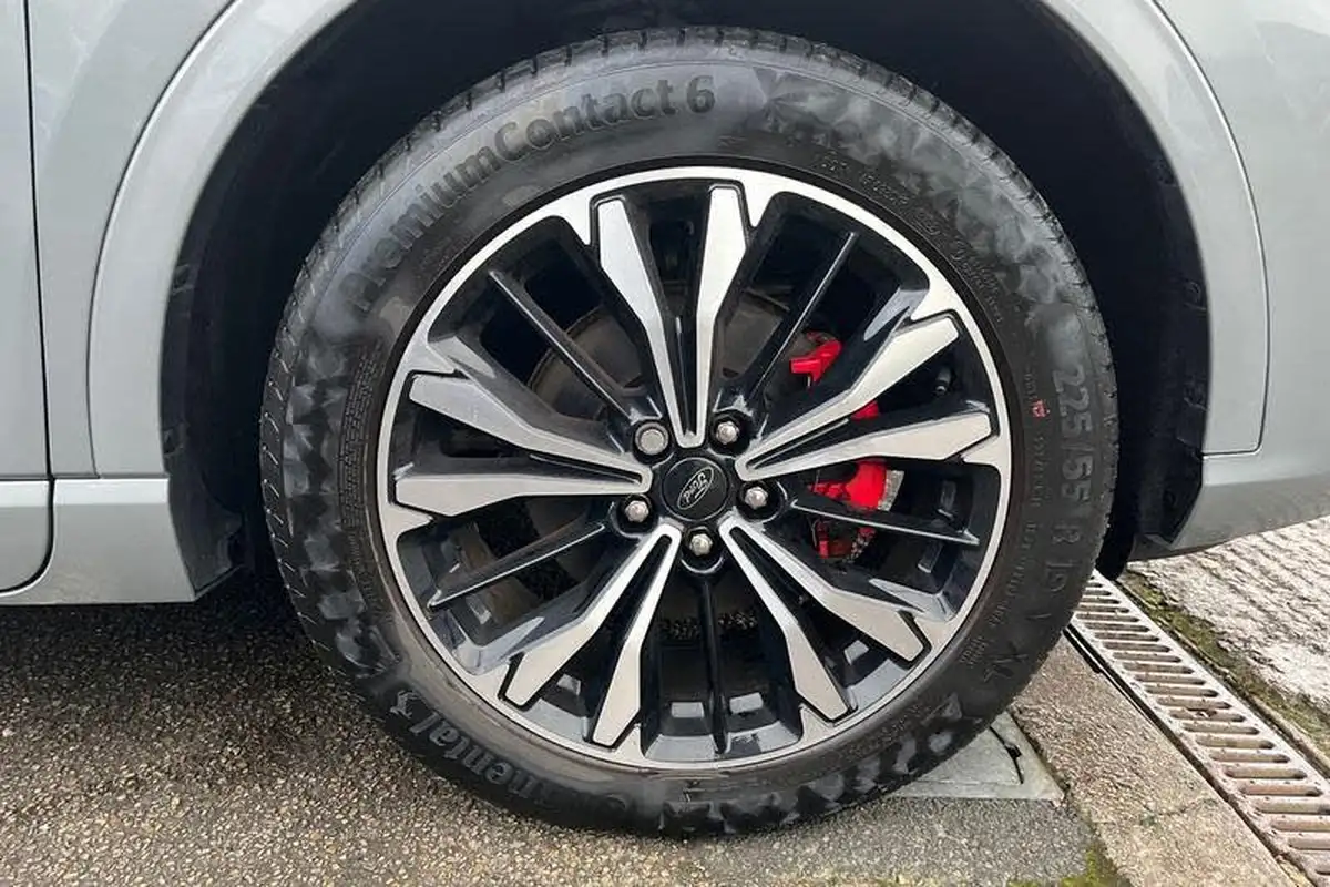 2022-ford-kuga-25t-st-line-x-edition-225ps-phev-big-38