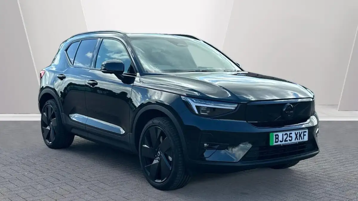 2025-volvo-ex40-e-ultra-black-edition-big-0