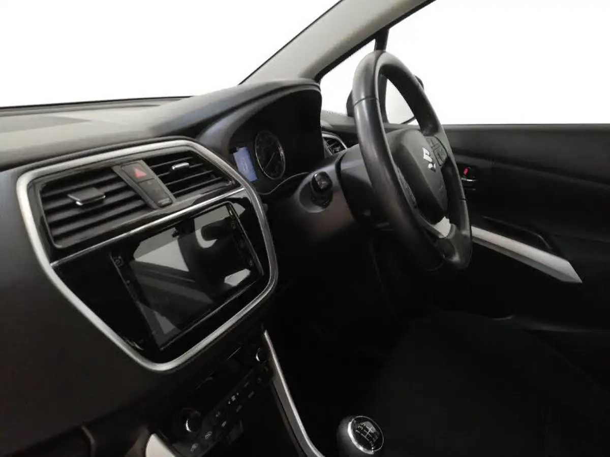 2021-suzuki-s-cross-14-boosterjet-sz-t-big-4