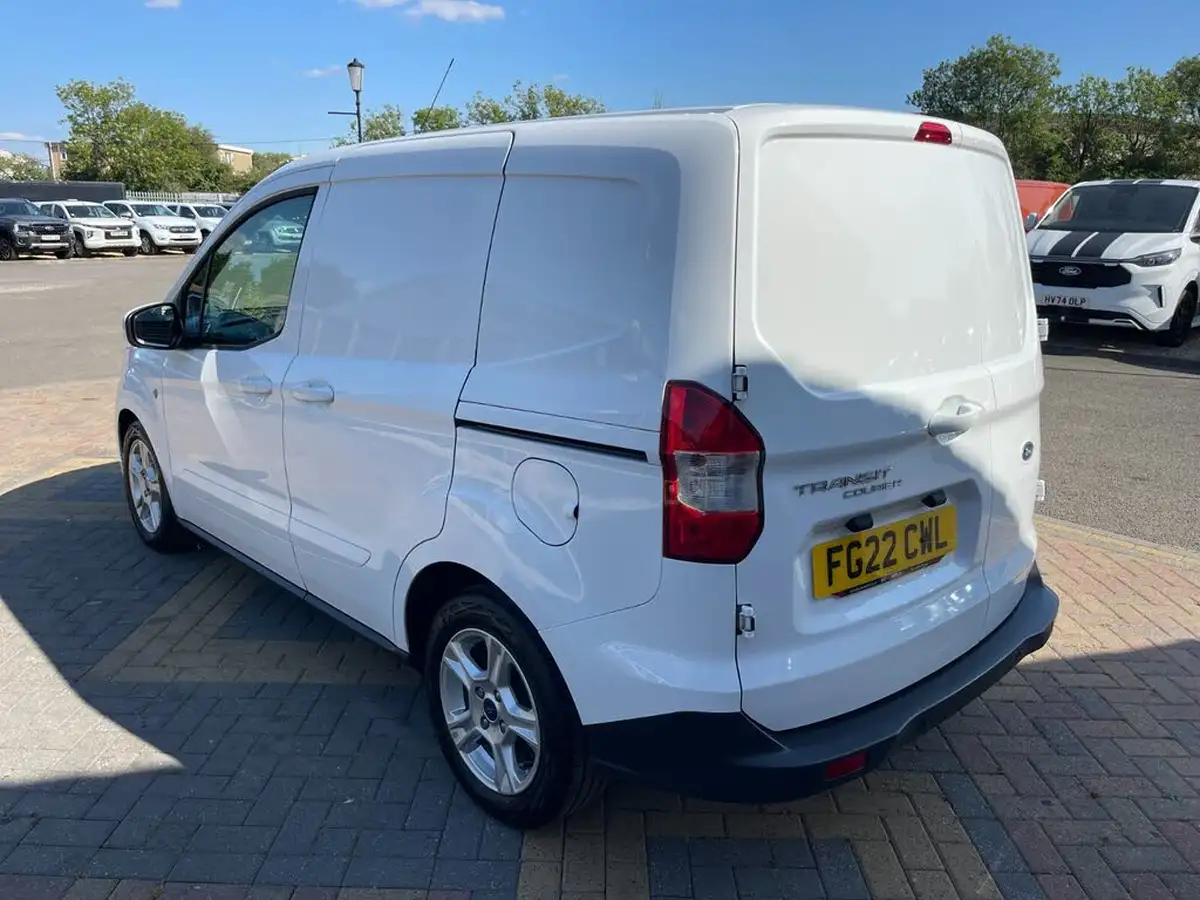 2022-ford-transit-courier-10t-limited-ecoboost-big-4