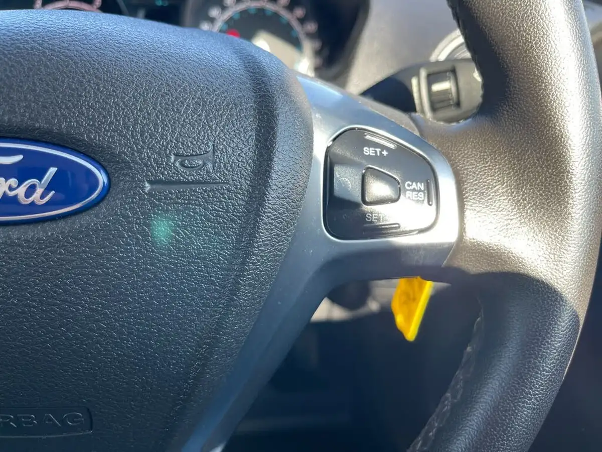 2022-ford-transit-courier-10t-limited-ecoboost-big-24