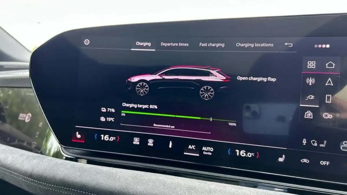 2025-audi-a6-e-tron-e-launch-edition-big-27