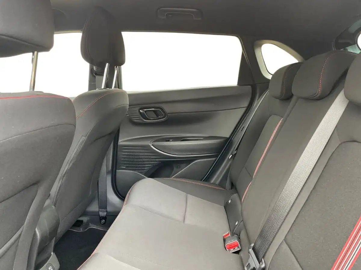 2025-hyundai-i20-10-t-gdi-n-line-s-big-10