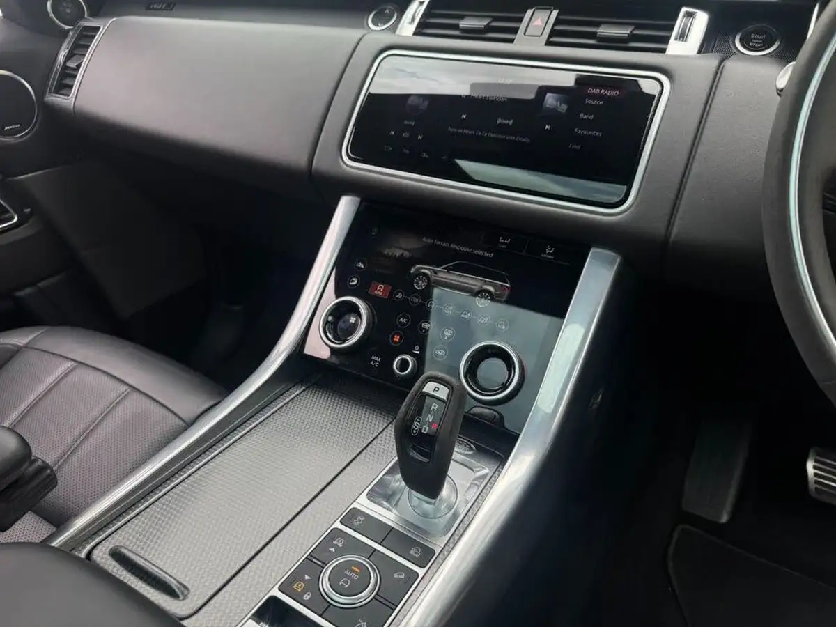 2021-land-rover-range-rover-sport-30-p400-hst-big-6