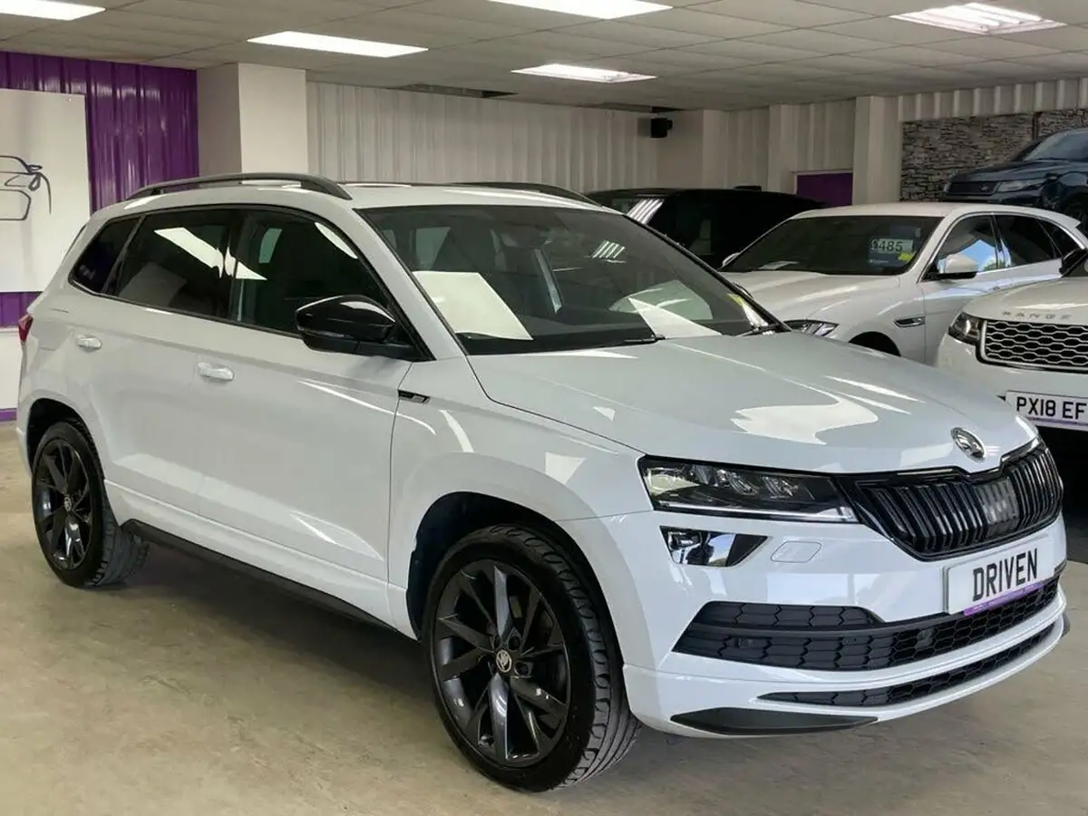 2019-skoda-karoq-20tdi-sportline-150ps-4x4-big-5