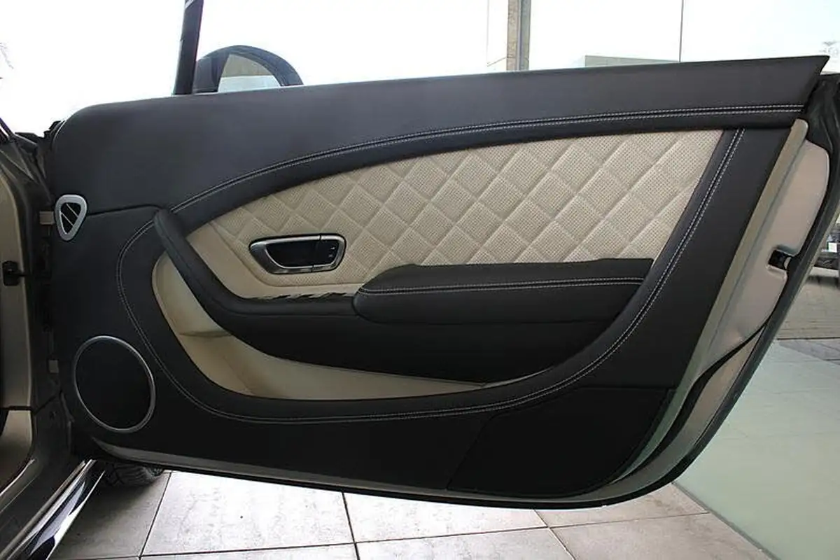 2017-bentley-continental-40-gt-v8-s-convertible-big-36
