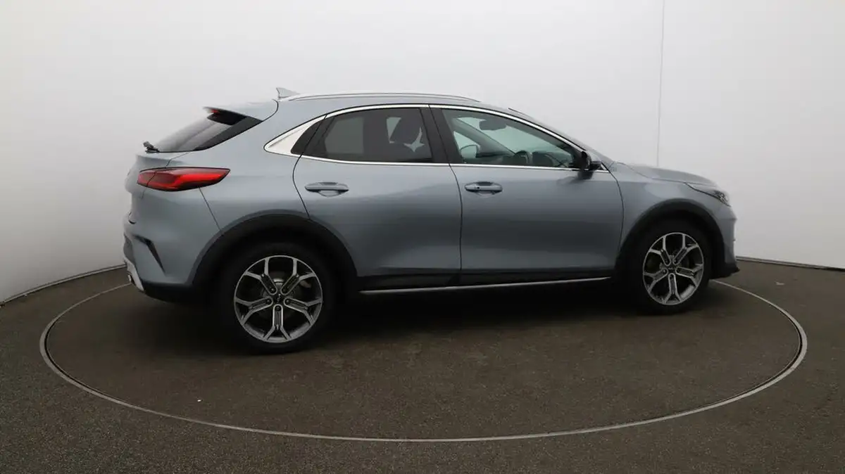2022-kia-xceed-15-t-gdi-3-big-42
