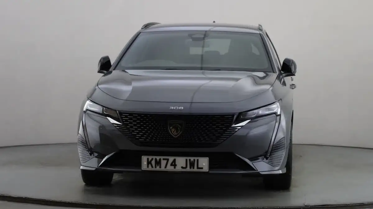 2024-peugeot-308-sw-15-bluehdi-gt-big-15