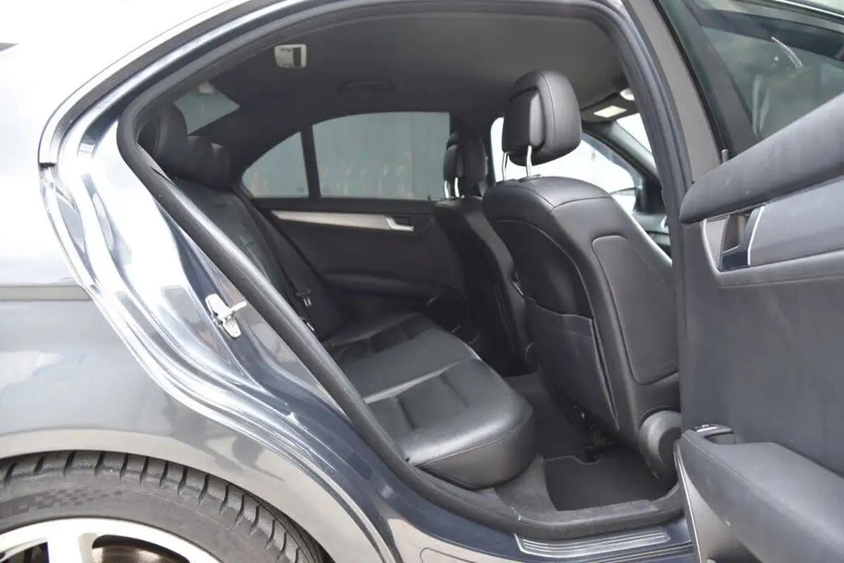 2013-mercedes-benz-c-class-21cdi-c220-cdi-amg-sport-saloon-4d-7g-tronic-plus-big-19