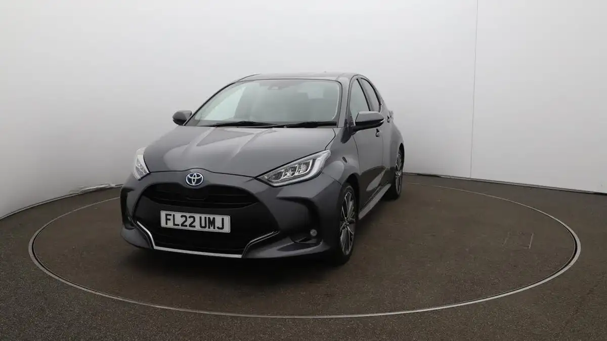 2022-toyota-yaris-15-vvt-i-excel-big-30