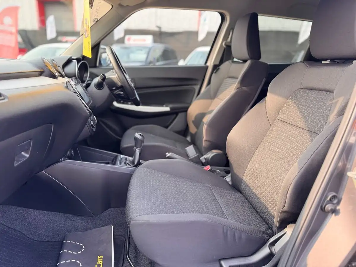 2022-suzuki-swift-12-dualjet-sz-l-big-40