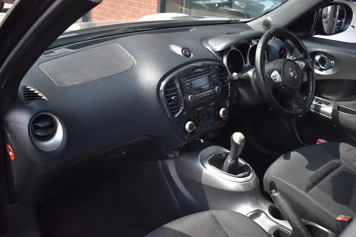 2011-nissan-juke-16-acenta-16v-1598cc-big-34