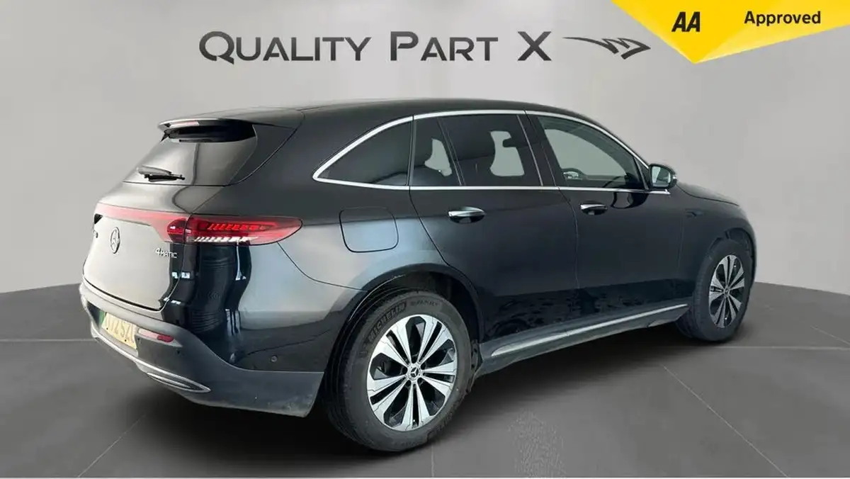 2022-mercedes-benz-eqc-e-eqc-400-sport-big-7