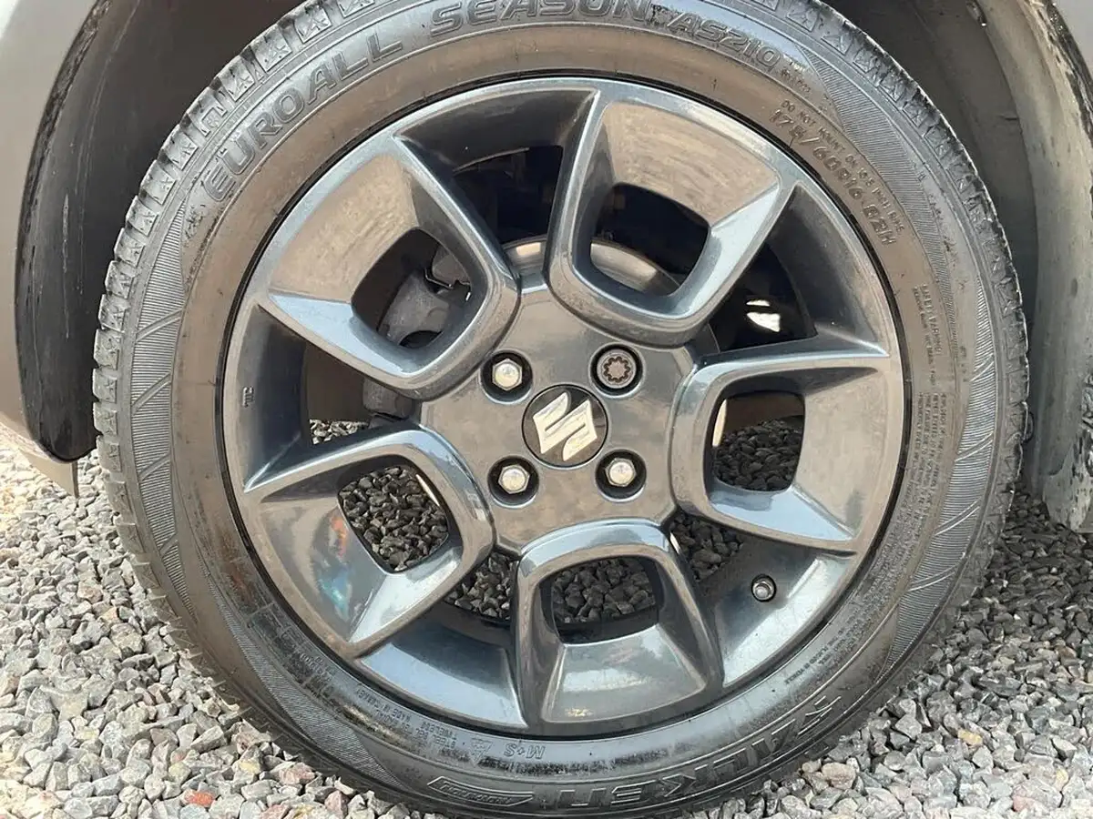 2017-suzuki-ignis-12-dualjet-sz-t-big-6