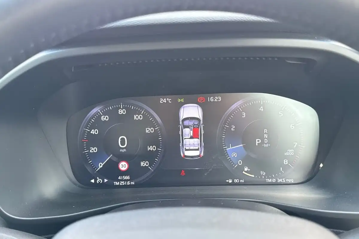 2021-volvo-xc40-15-t3-inscription-163bhp-geartronic-big-6