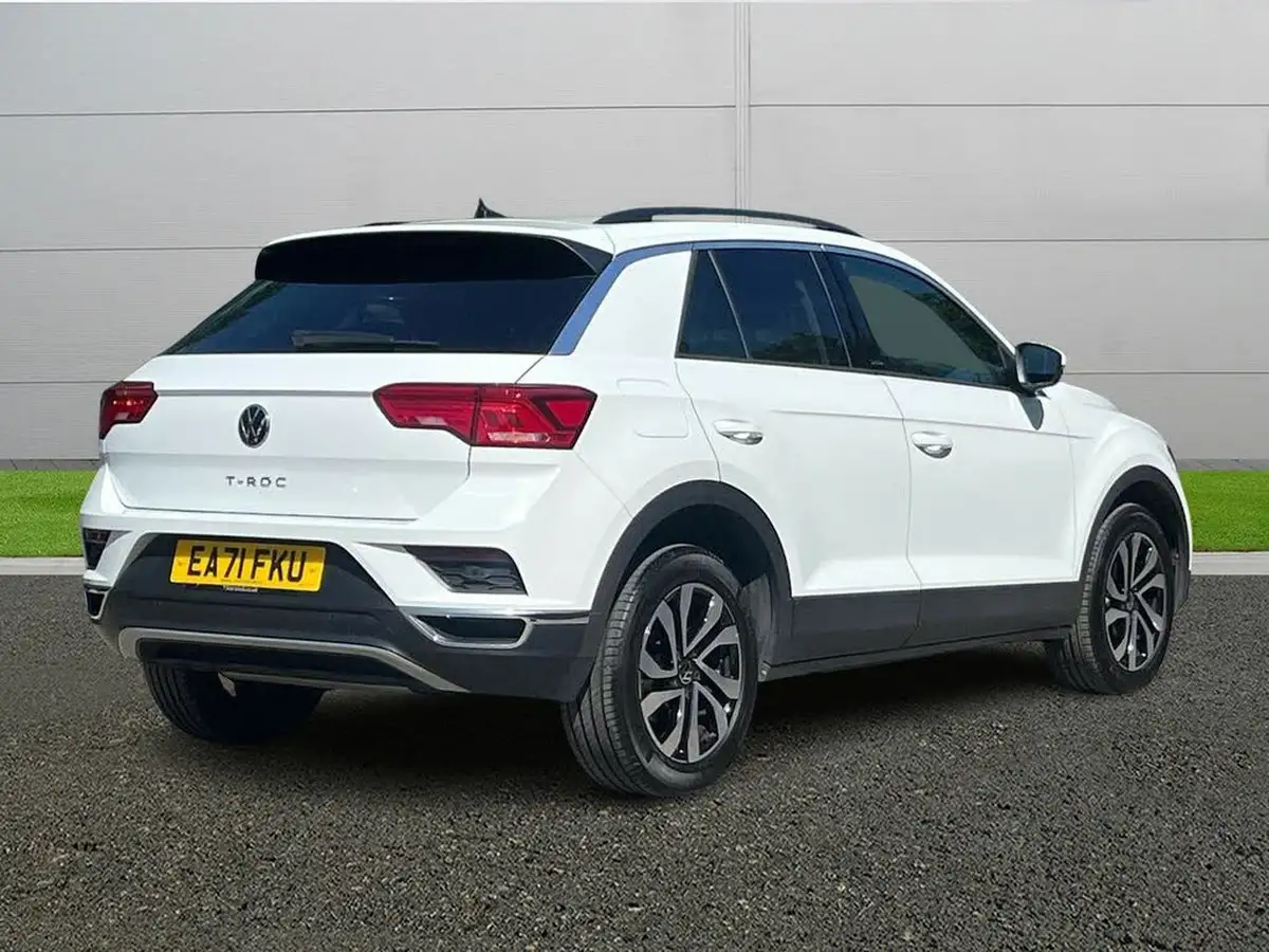 2022-volkswagen-t-roc-15-tsi-active-hatchback-5d-dsg-big-6