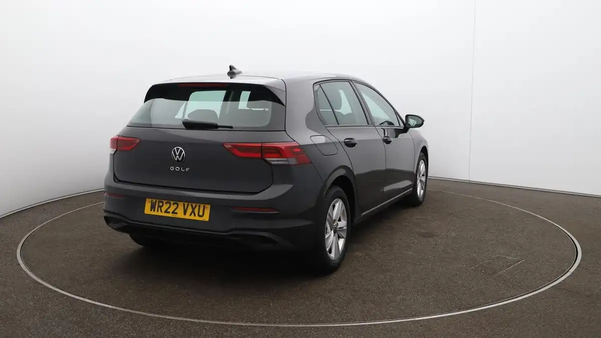 2022-volkswagen-golf-15-tsi-life-130ps-hatchback-big-54