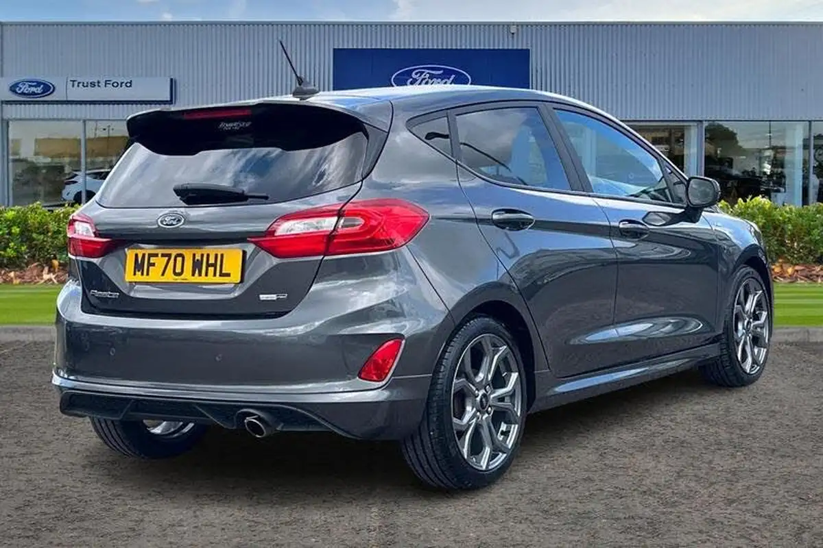 2020-ford-fiesta-10t-st-line-edition-155ps-hybrid-mhev-5d-big-3