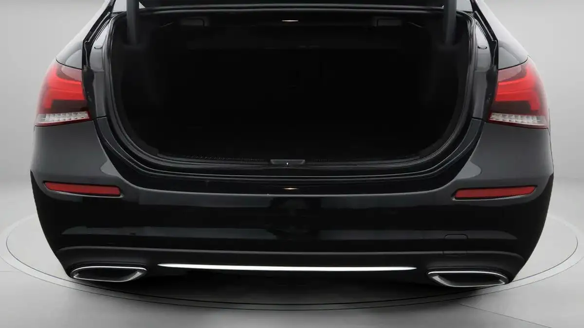 2020-mercedes-benz-a-class-13-a200-sport-saloon-4d-7g-dct-big-17
