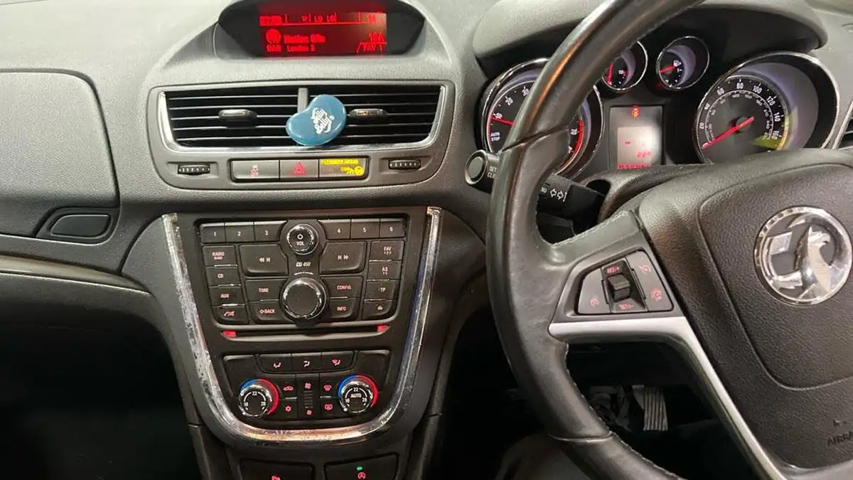 2015-vauxhall-mokka-14i-16v-turbo-limited-edition-big-12