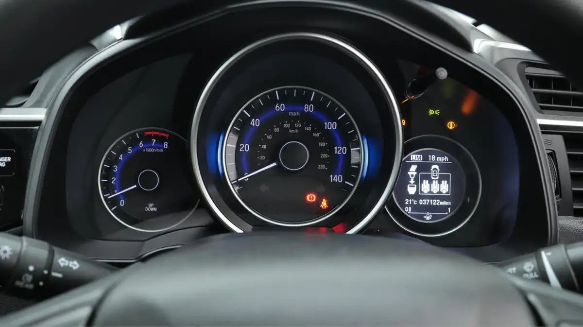 2019-honda-jazz-13-i-vtec-s-big-10