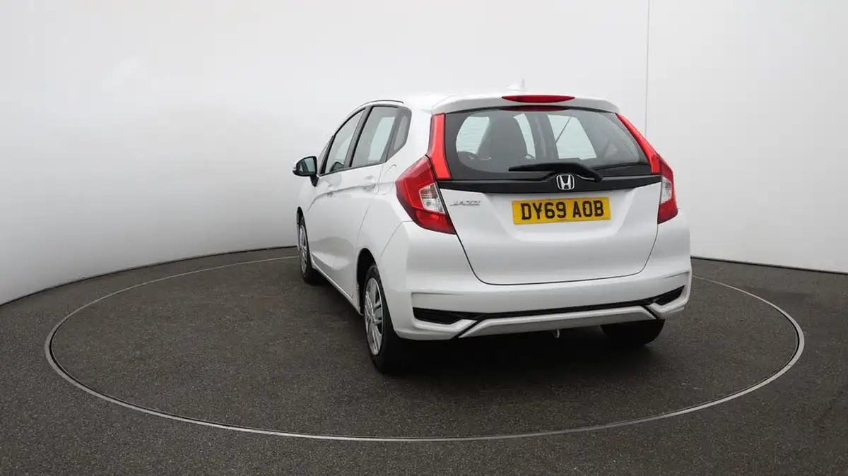 2019-honda-jazz-13-i-vtec-s-big-58