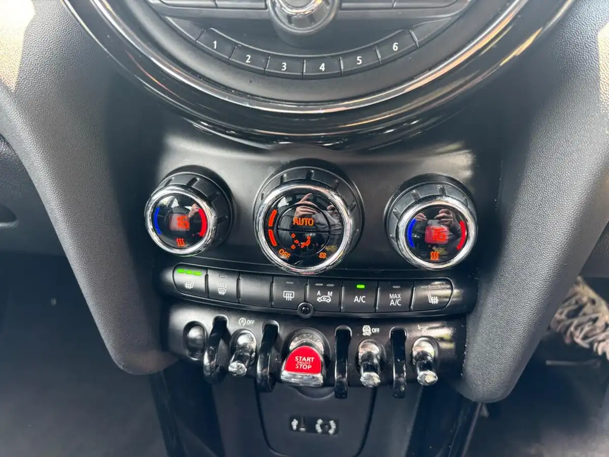 2017-mini-cooper-20-cooper-s-chili-ss-hatchback-3d-big-23