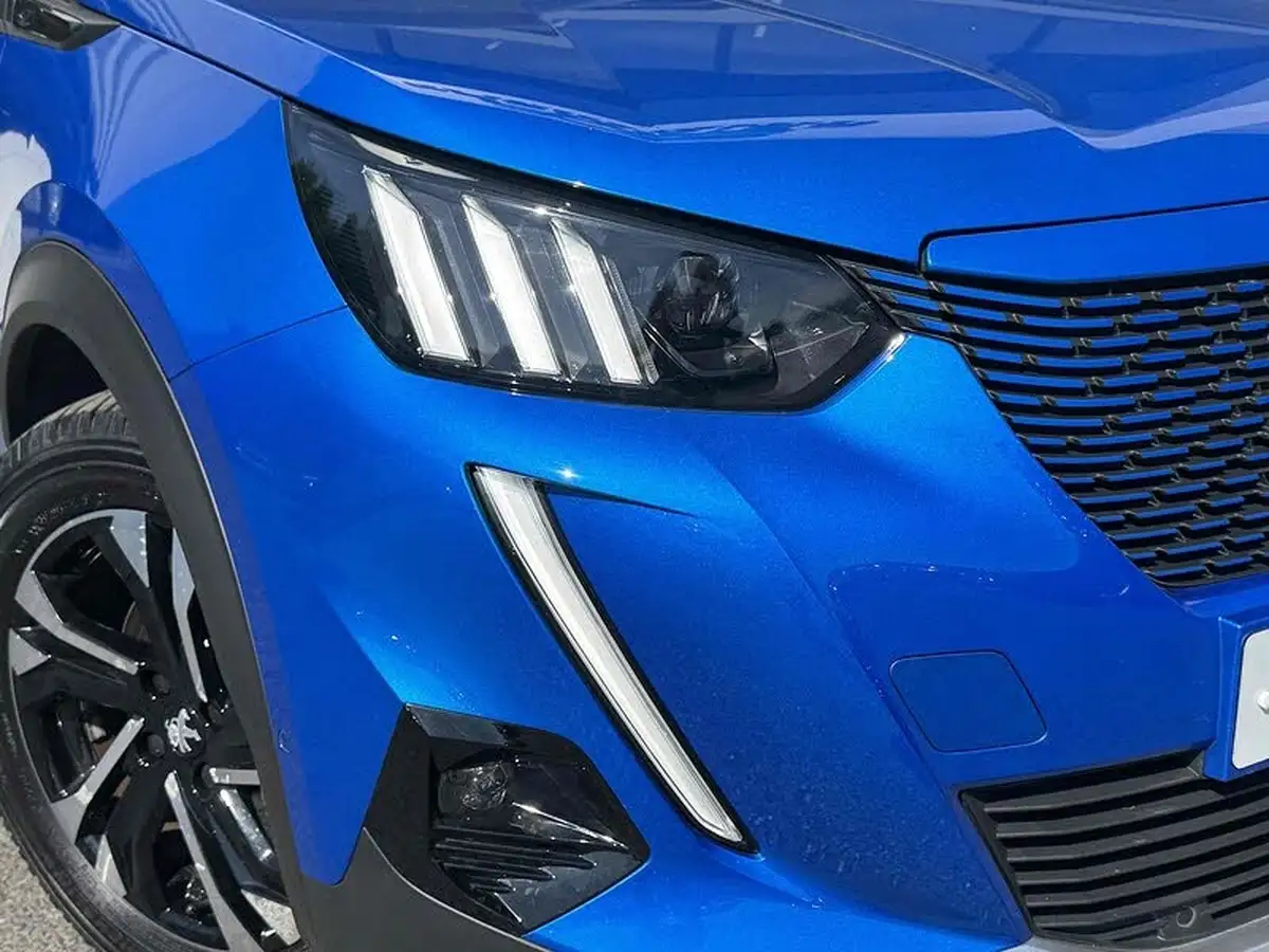 2021-peugeot-2008-suv-e-gt-big-6