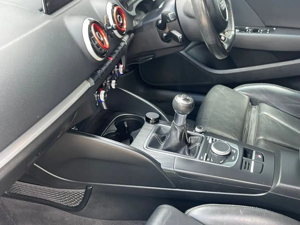 2015-audi-a3-20-tdi-s-line-150ps-sportback-5d-big-46