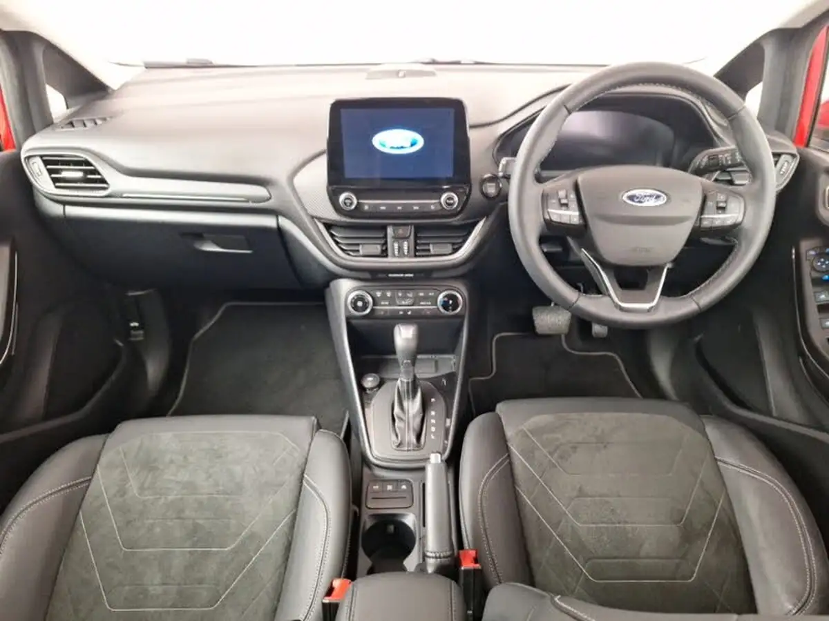 2022-ford-fiesta-10t-titanium-vignale-125ps-hybrid-mhev-powershift-big-2