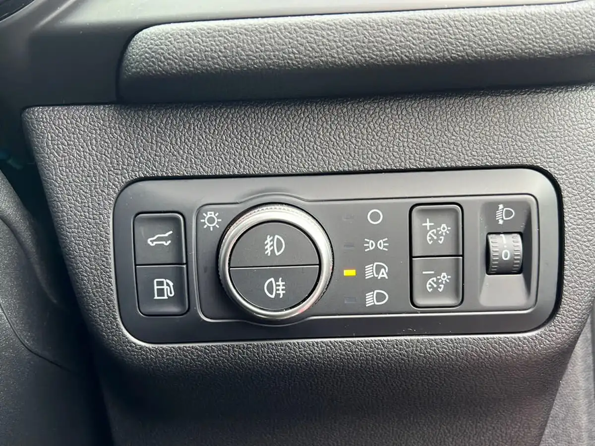 2023-ford-kuga-25t-st-line-x-edition-225ps-phev-big-32