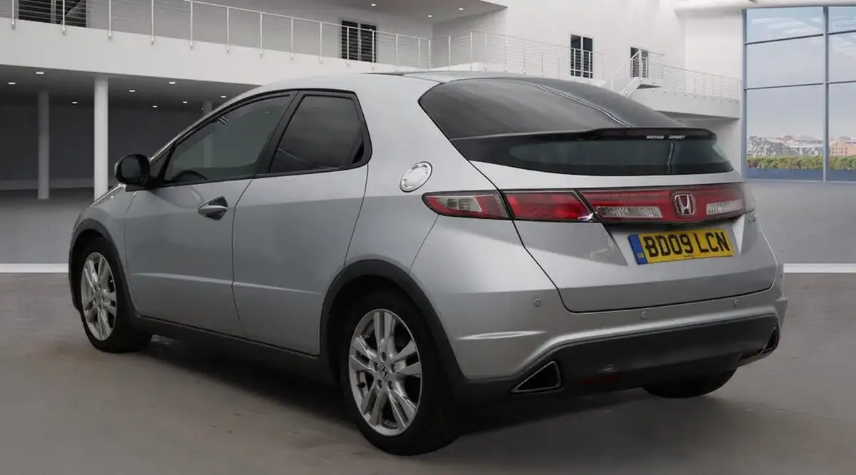 2009-honda-civic-22td-es-gt-big-3