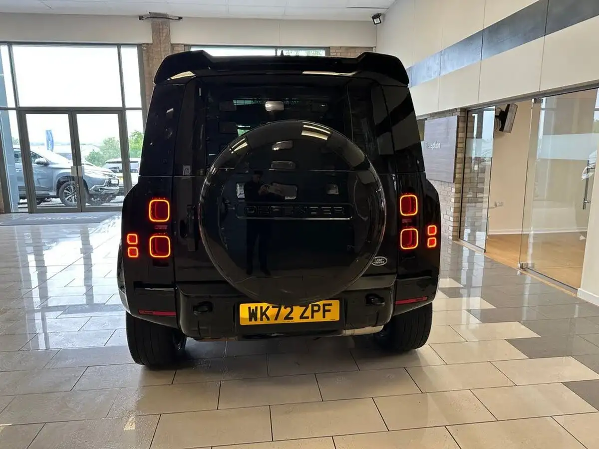 2022-land-rover-110-defender-30-d250-x-dynamic-se-big-4