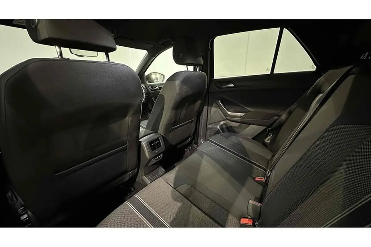 2021-volkswagen-t-roc-15-tsi-black-edition-big-20