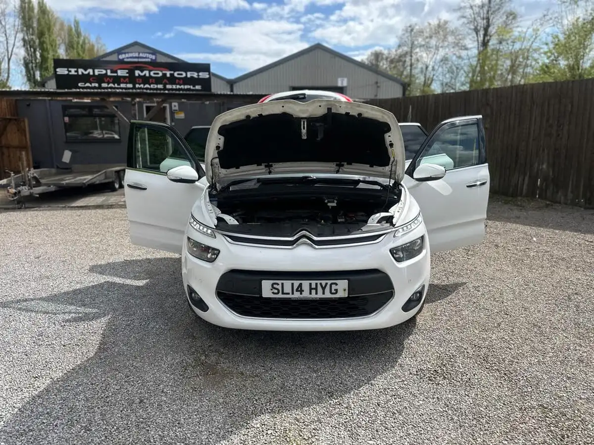 2014-citroen-c4-picasso-16e-hdi-exclusive-big-53