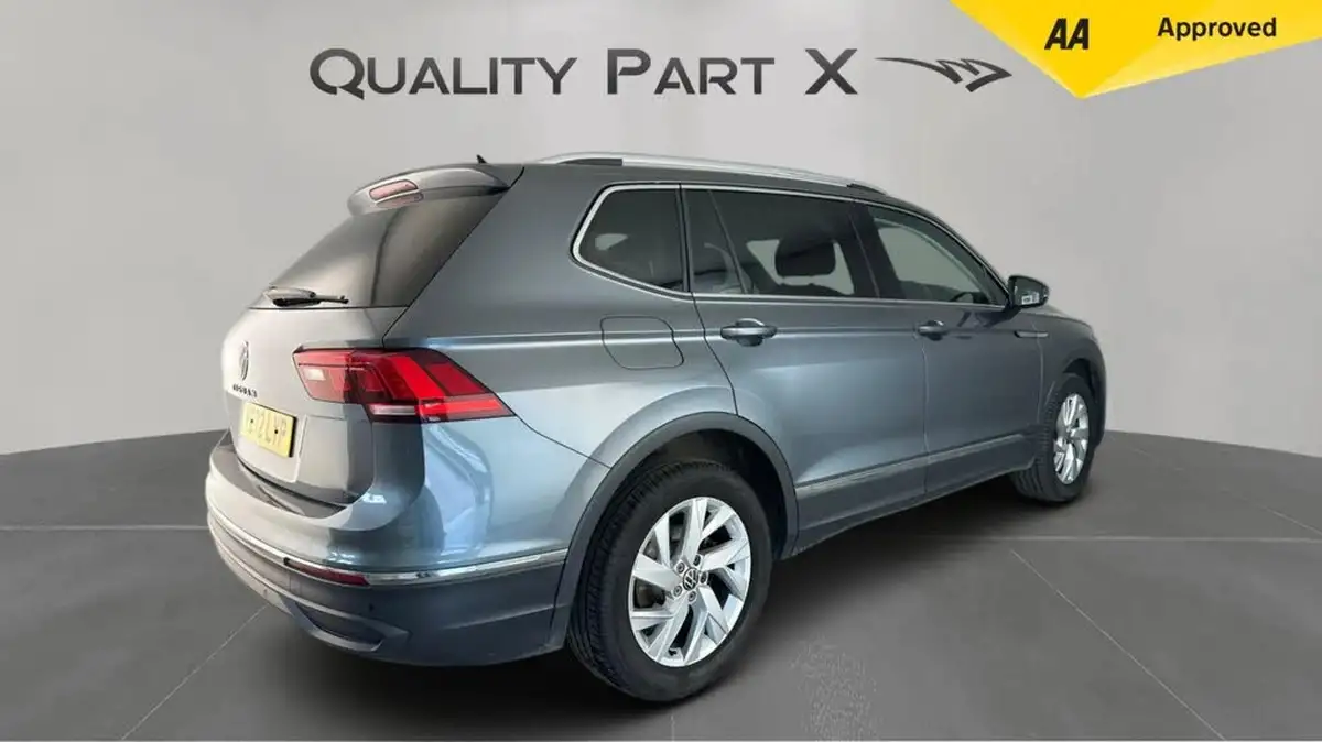 2022-volkswagen-tiguan-allspace-15-tsi-life-big-2