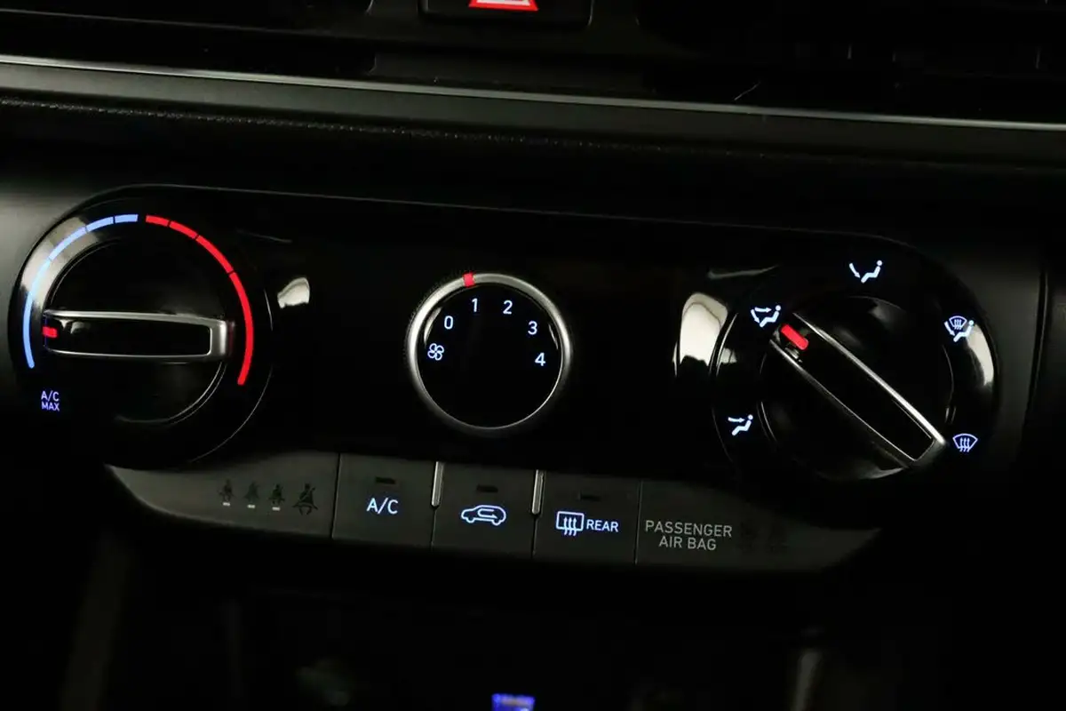 2022-hyundai-kona-10-t-gdi-se-connect-big-22