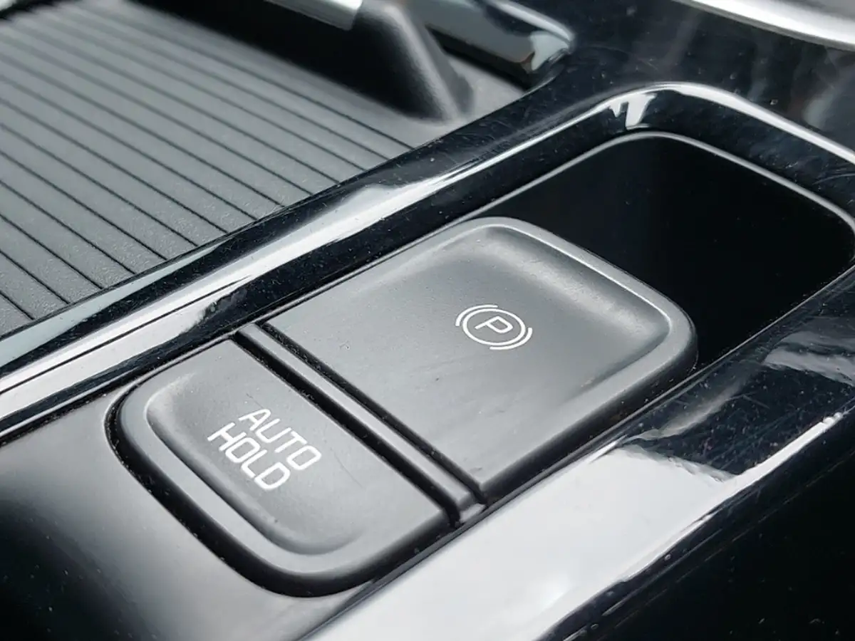 2022-toyota-corolla-18-vvt-i-icon-120bhp-saloon-4d-big-13